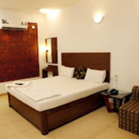 Blue Sea Beach Resort Malvan Mālvan Exterior foto